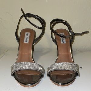 Sparkly Steve Madden heels